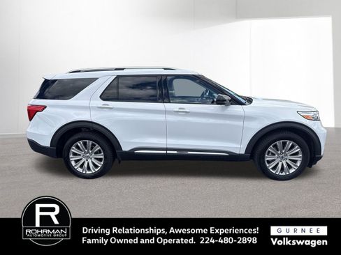 Used 2021 Ford Explorer Limited w/ Equipment Group 301A AWD/4WD image 11