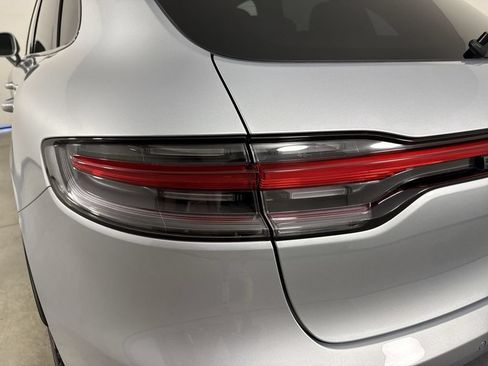 Certified 2026 Porsche Macan S AWD/4WD image 18