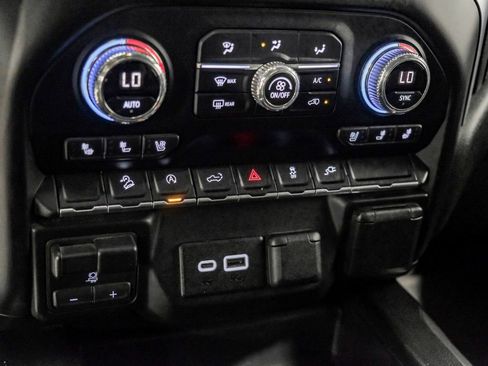 Used 2019 GMC Sierra 1500 SLT image 26