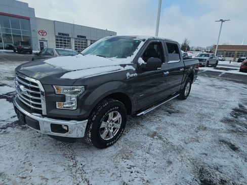 Used 2015 Ford F150 XLT w/ Equipment Group 301A Mid image 7