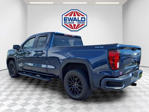 Used 2021 GMC Sierra 1500 Elevation w/ LPO, Elevation Black Package AWD/4WD image 3