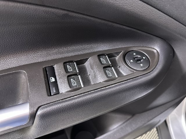Used 2019 Ford Escape SE FWD image 24