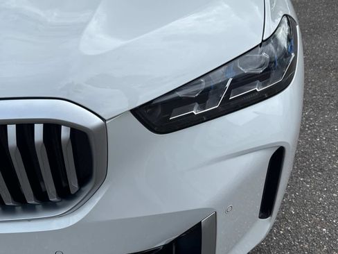 Certified 2025 BMW X5 xDrive50e image 9