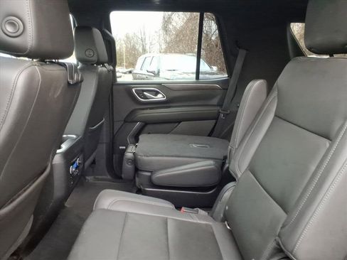 Used 2021 Chevrolet Tahoe Z71 w/ Z71 Signature Package image 17