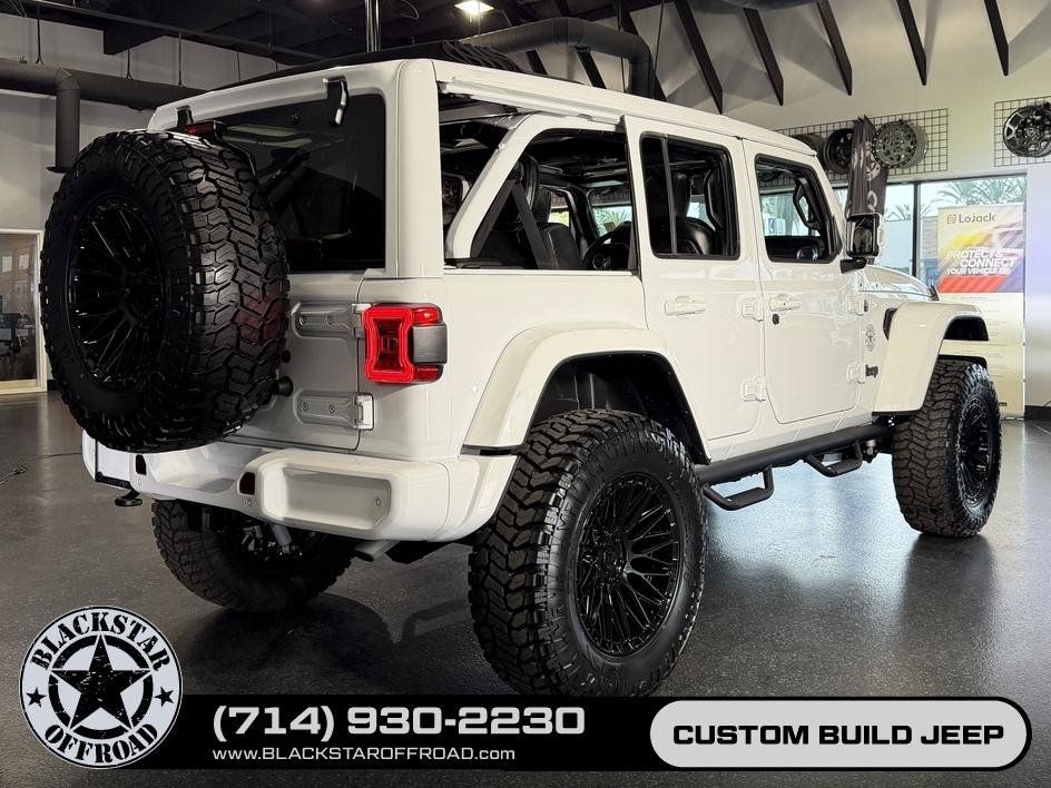 Used 2024 Jeep Wrangler High Altitude AWD/4WD image 38