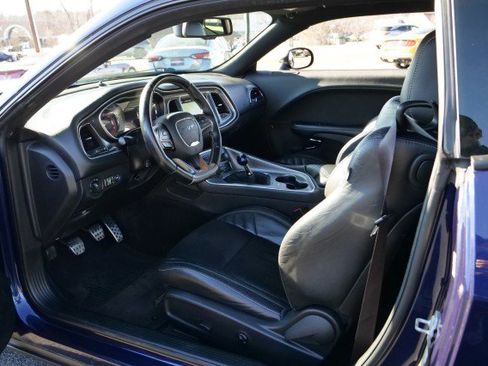 Used 2017 Dodge Challenger SRT Hellcat image 20