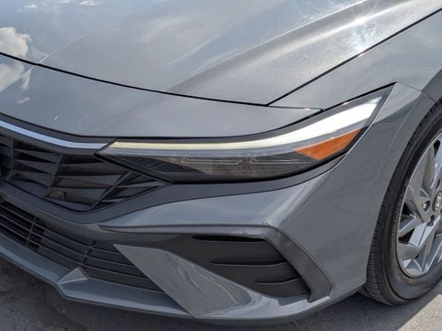 Certified 2024 Hyundai Elantra SEL FWD image 12