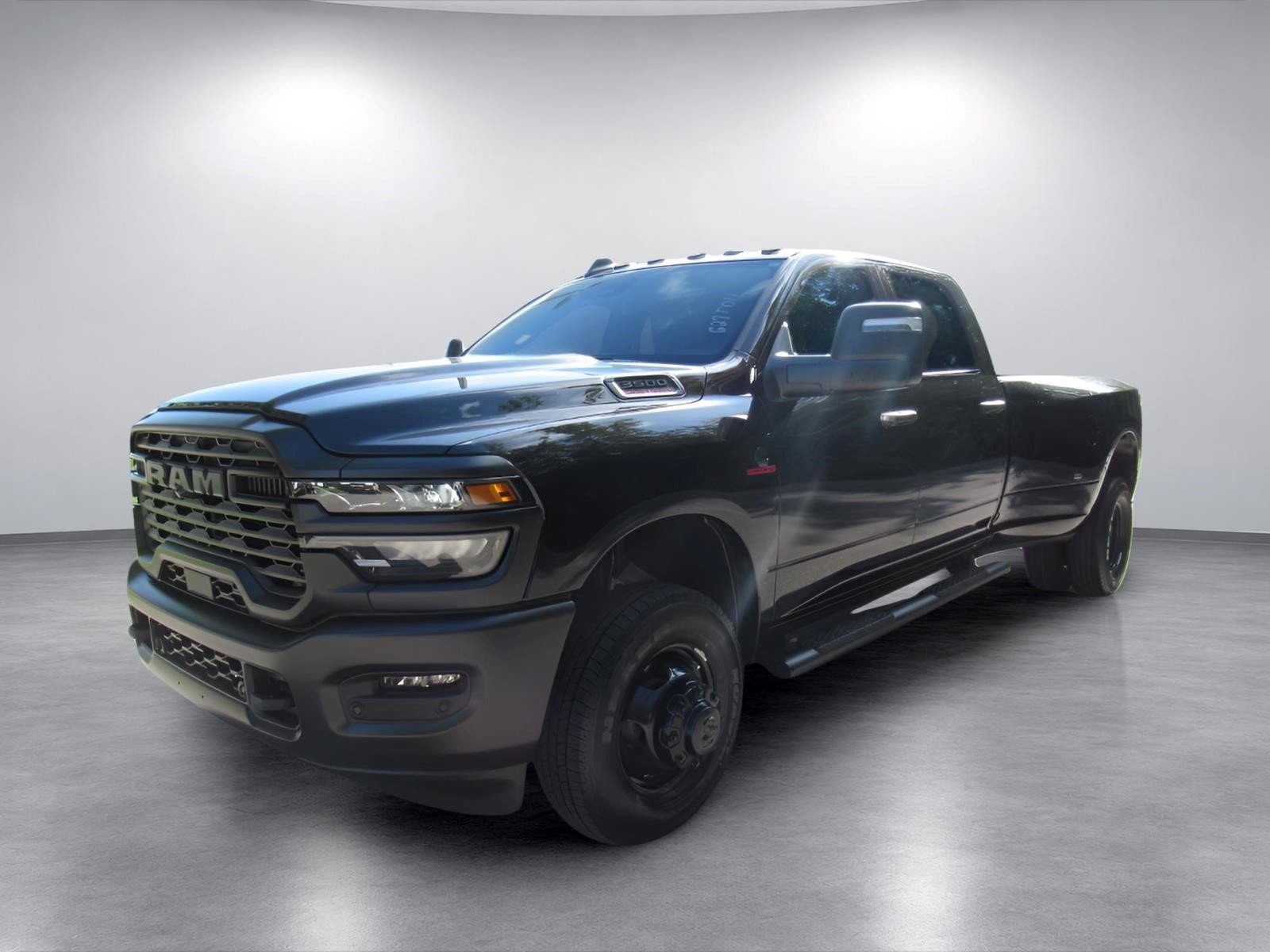 New 2027 RAM 3500 Tradesman AWD/4WD image 3