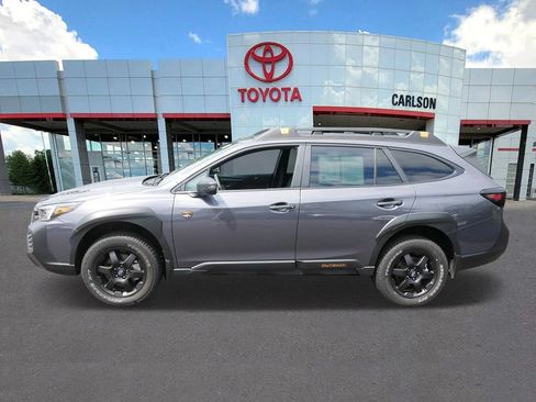 Used 2025 Subaru Outback Wilderness w/ Wilderness Package AWD/4WD image 7