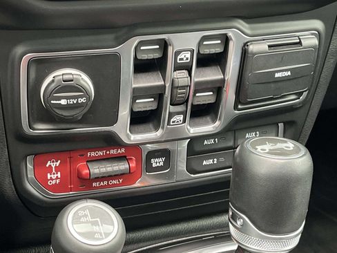 Used 2020 Jeep Wrangler Unlimited Rubicon image 24