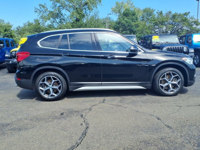 Used 2019 BMW X1 xDrive28i w/ Convenience Package AWD/4WD image 4