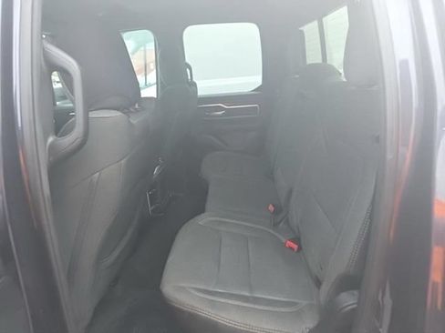 Used 2019 RAM 1500 Big Horn AWD/4WD image 11