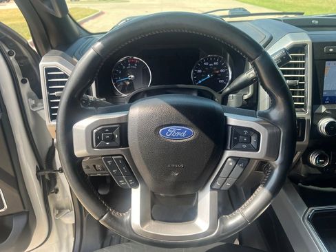Used 2020 Ford F450 Platinum w/ FX4 Off-Road Package image 18