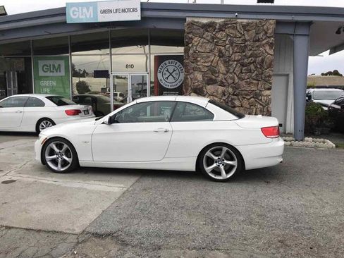 Used 2008 BMW 335i Convertible image 8