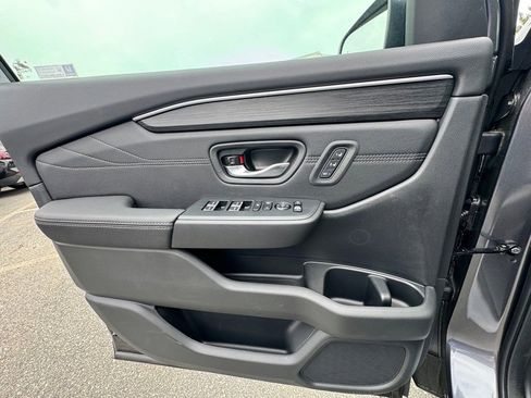 New 2026 Honda Pilot Touring image 19