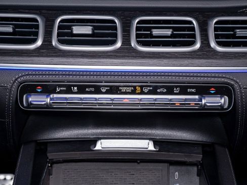 New 2026 Mercedes-Benz GLS 450 4MATIC image 23