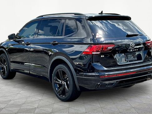 Used 2024 Volkswagen Tiguan SE R-Line AWD/4WD image 4