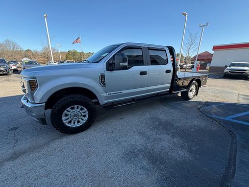 Used 2019 Ford F350 XL w/ STX Appearance Package image 3