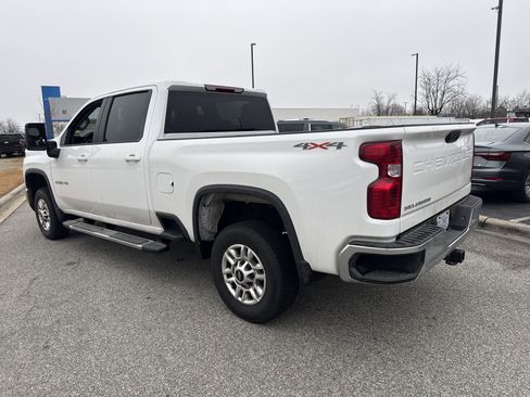 Certified 2025 Chevrolet Silverado 2500 LT w/ Convenience Package image 8