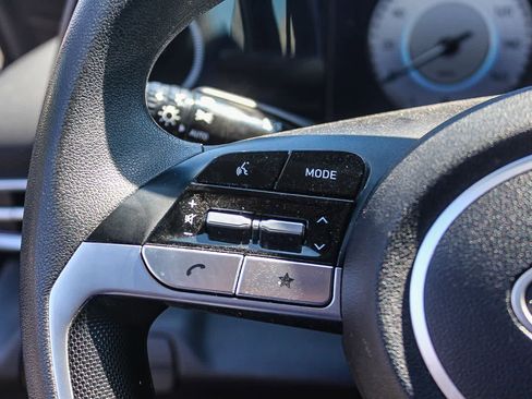 Used 2024 Hyundai Elantra SEL FWD image 31