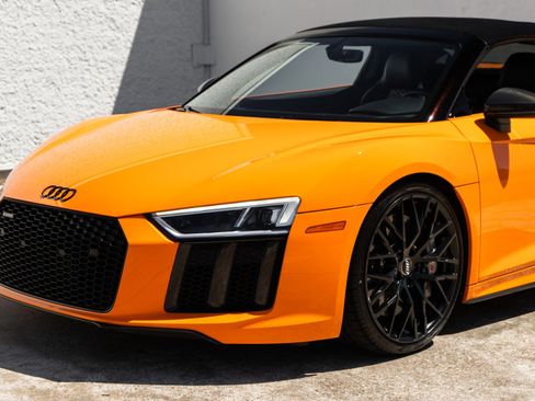 Used 2018 Audi R8 V10 plus image 25