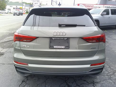 Used 2025 Audi Q3 2.0T Premium AWD/4WD image 9