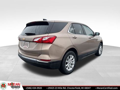 Used 2019 Chevrolet Equinox LT w/ Driver Convenience Package image 5