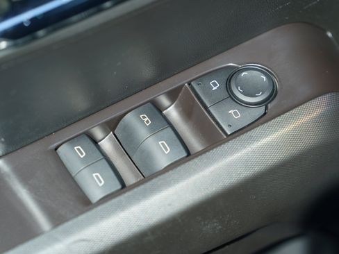 Used 2024 Chevrolet Colorado LT w/ LT Convenience Package III AWD/4WD image 14