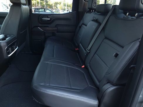 Used 2022 GMC Sierra 1500 Denali w/ Denali Premium Package image 16