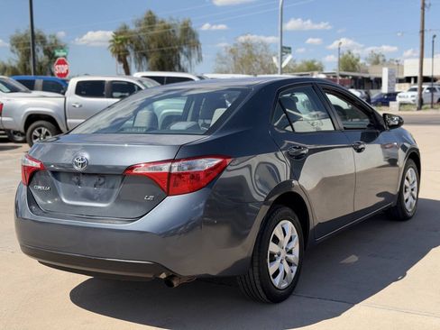 Used 2016 Toyota Corolla LE FWD image 6