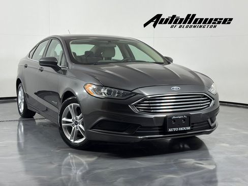 Used 2018 Ford Fusion S FWD image 1