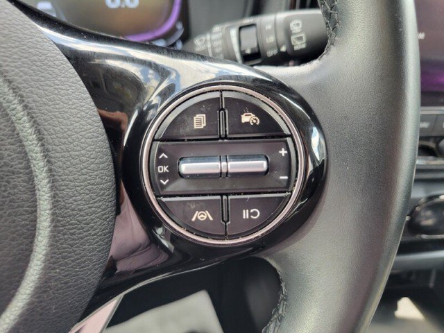 Used 2025 Kia Soul EX FWD image 14