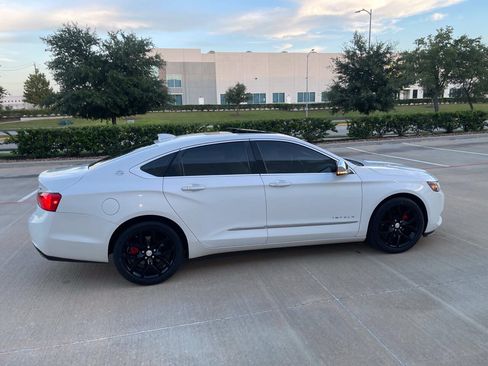Used 2017 Chevrolet Impala Premier FWD image 10