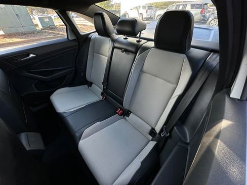 Used 2019 Volkswagen Jetta R-Line image 29