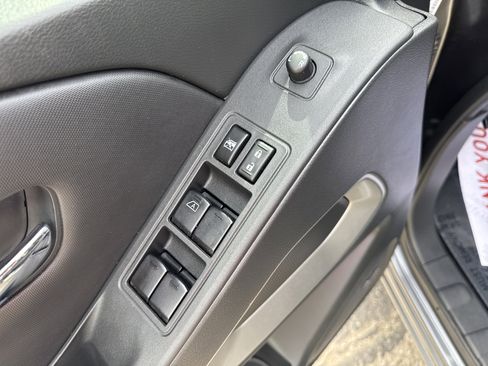 Used 2024 Nissan Frontier SV w/ SV Convenience Package AWD/4WD image 18