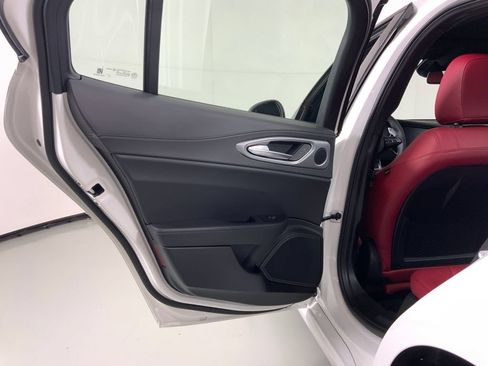New 2026 Alfa Romeo Giulia AWD image 34