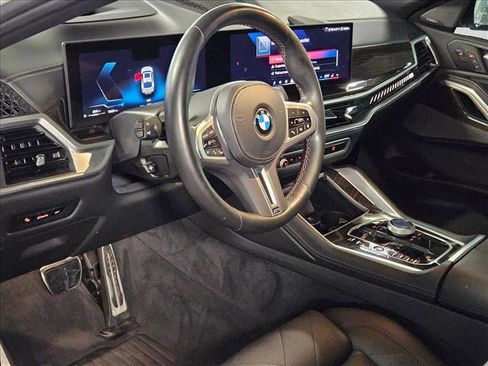 Certified 2024 BMW X6 M60i w/ Dynamic Handling Package AWD/4WD image 9