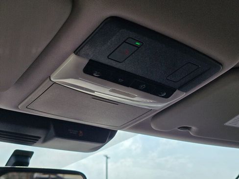 Used 2022 Mitsubishi Outlander ES image 33