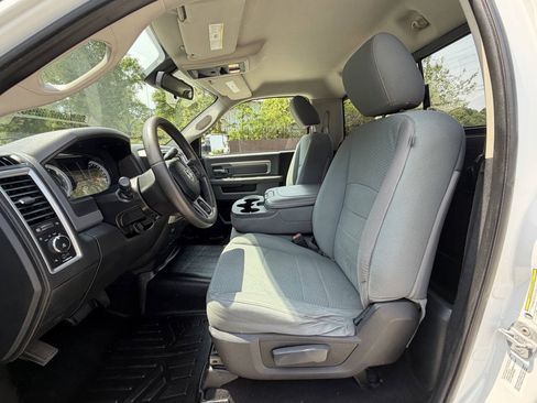 Used 2014 RAM 3500 SLT AWD/4WD image 4