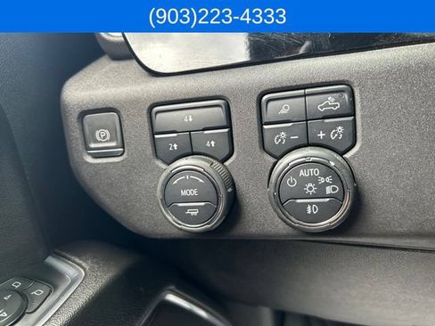 Used 2024 Chevrolet Silverado 2500 LT AWD/4WD image 22