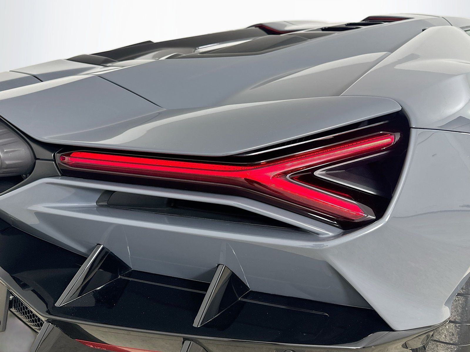 Used 2024 Lamborghini Revuelto AWD/4WD image 69