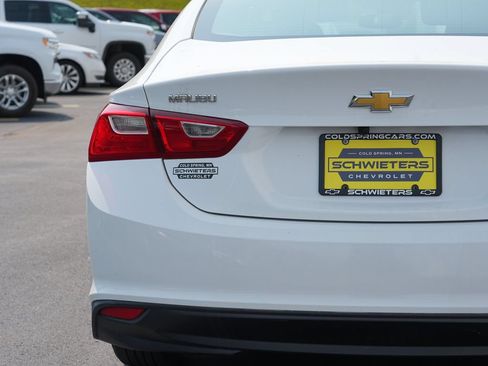 Used 2023 Chevrolet Malibu LT FWD image 9