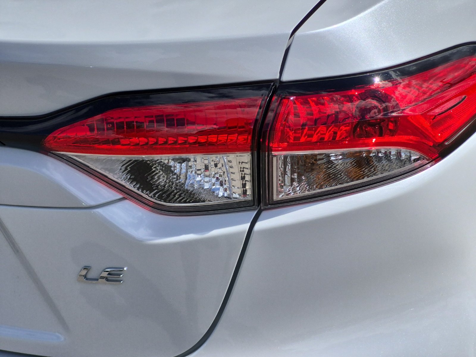 Used 2026 Toyota Corolla LE w/ LE Premium Package FWD image 22