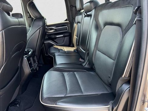 Used 2019 RAM 1500 Laramie AWD/4WD image 14