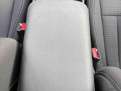 Used 2025 Subaru Outback Premium image 15