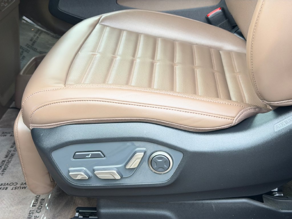 Certified 2024 Kia EV9 Land AWD/4WD image 17