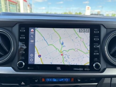 Certified 2023 Toyota Tacoma Limited AWD/4WD image 30