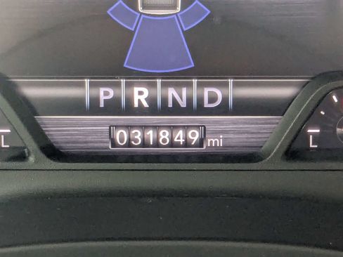 Used 2022 RAM 1500 Big Horn AWD/4WD image 32