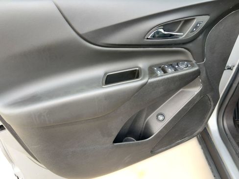 Certified 2024 Chevrolet Equinox LT image 12