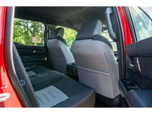 Certified 2026 Toyota Tacoma TRD Off-Road AWD/4WD image 15